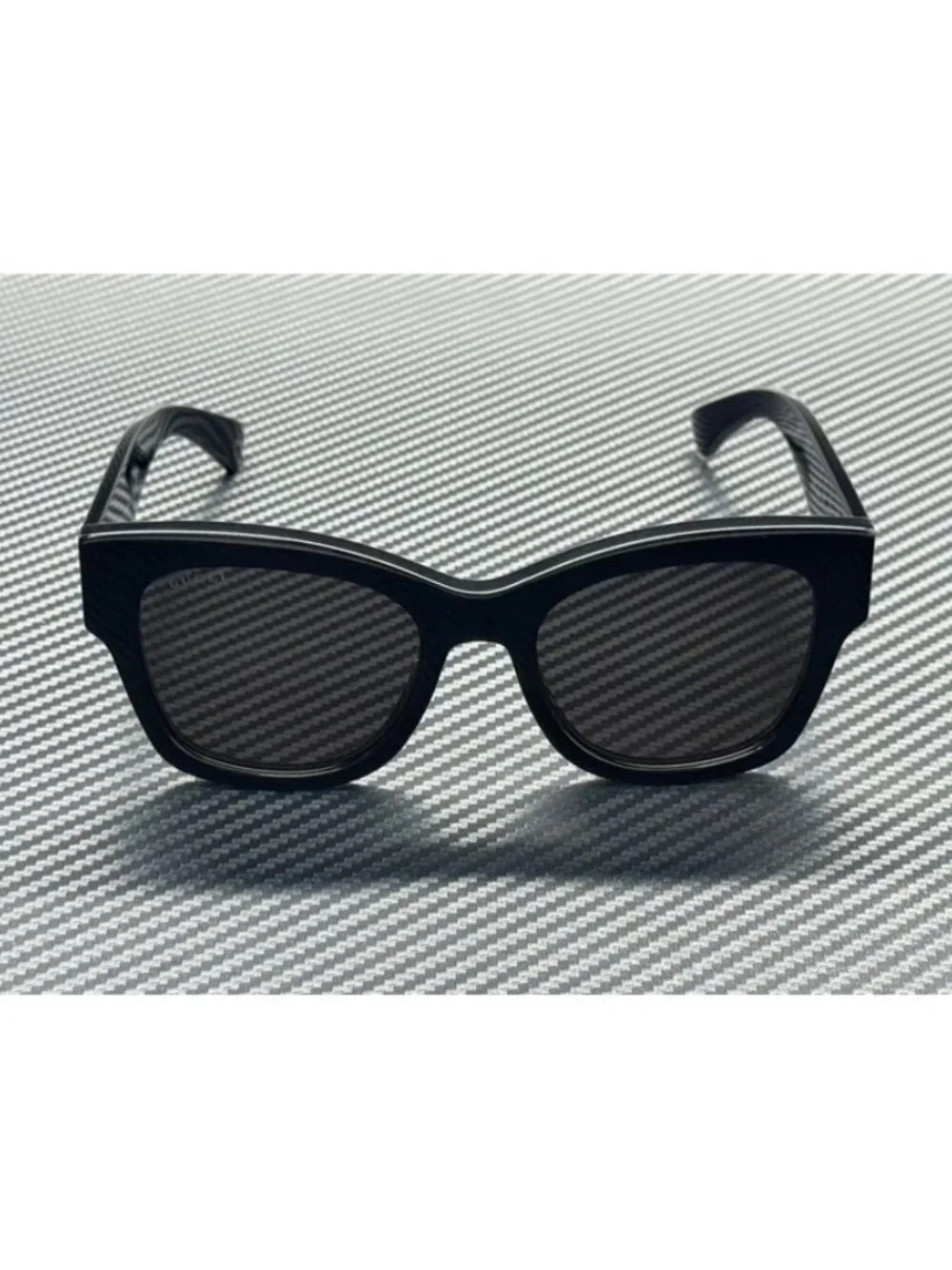 New Gucci Women Black Sunglasses 53-20-145
